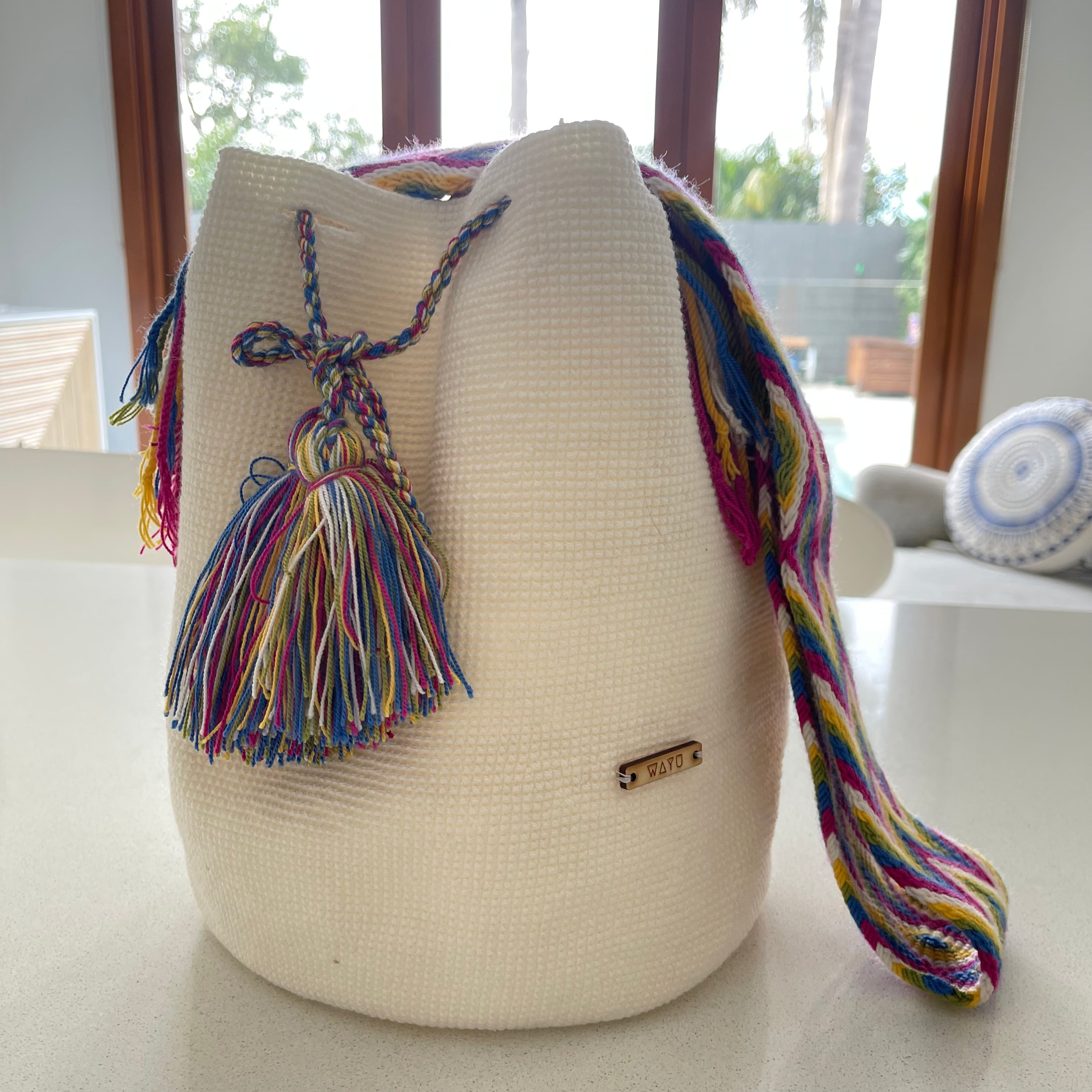 Natural White Wayuu Bucket Bag