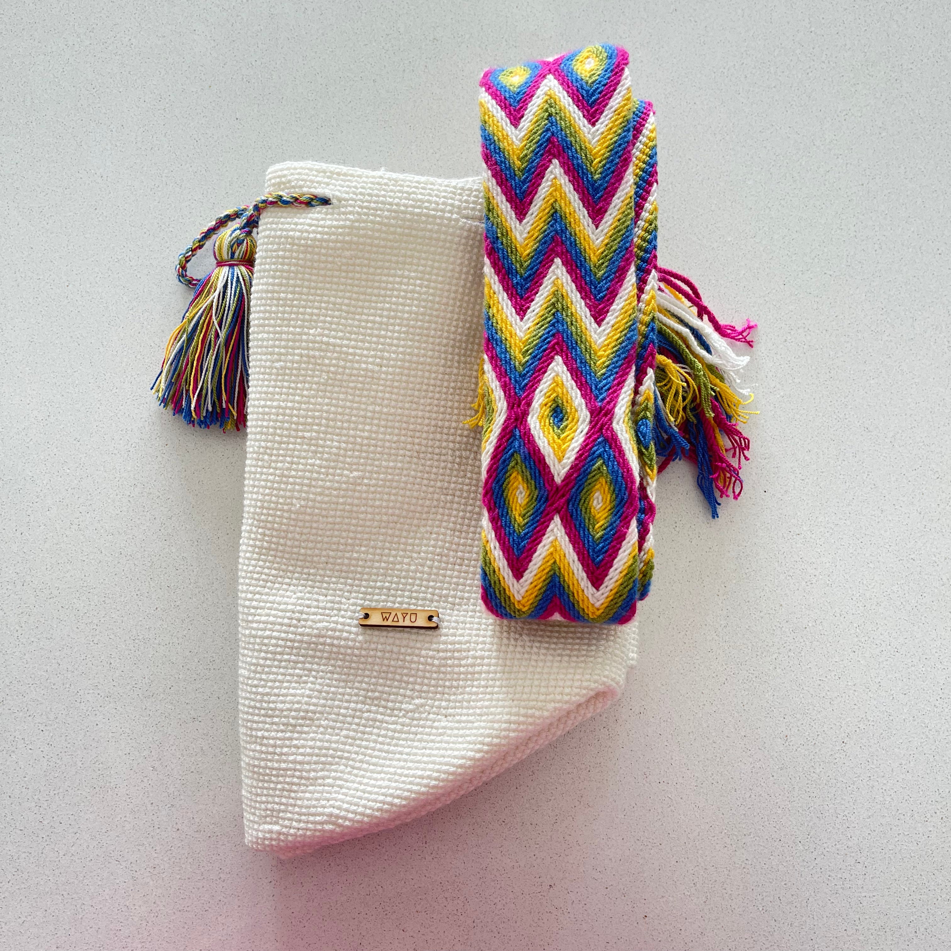 Natural White Wayuu Bucket Bag