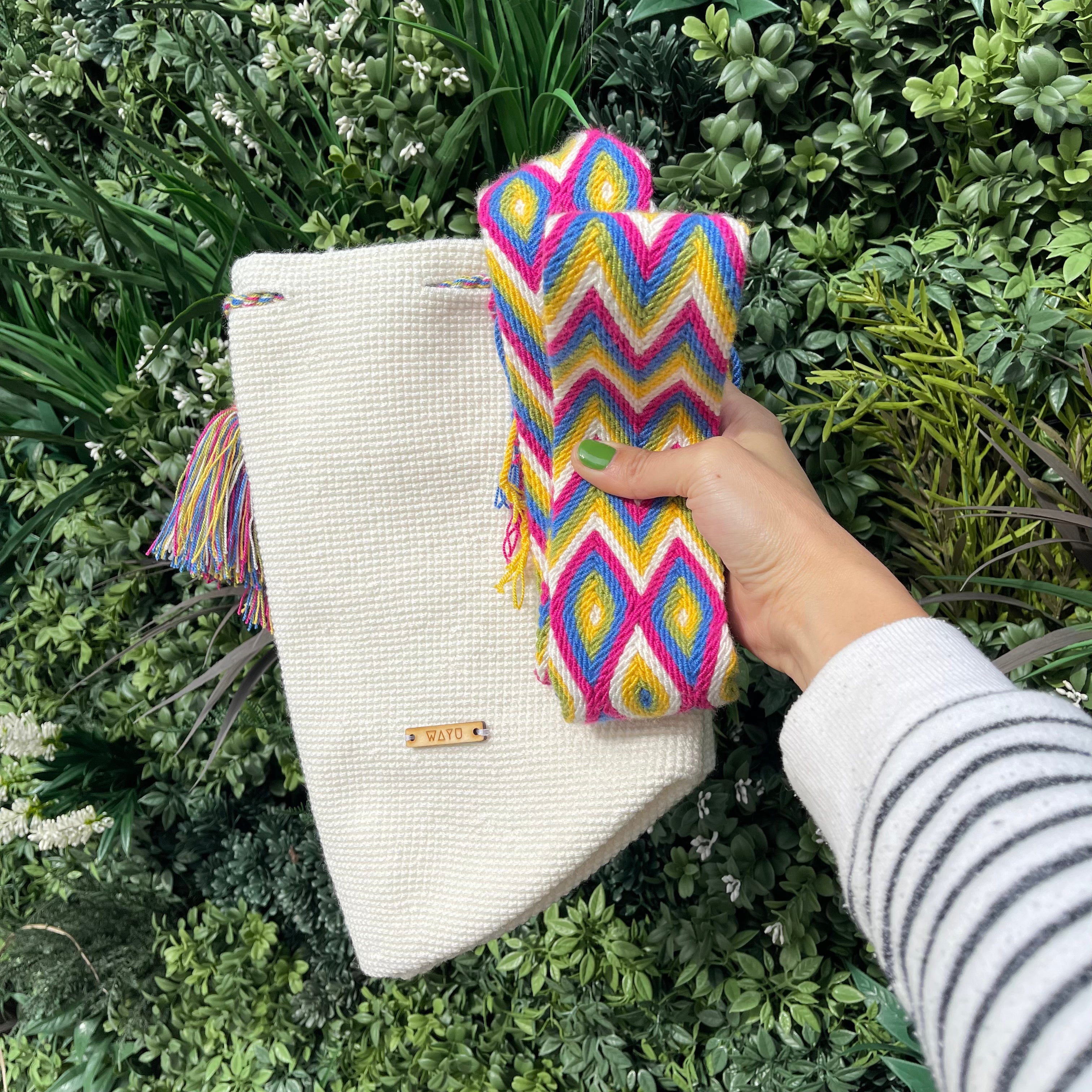 Natural White Wayuu Bucket Bag
